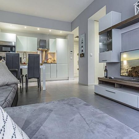 Dante 10 - Cosy Apartment Close Sea Nice Bagian luar foto